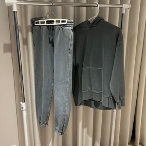 Aritzia Cozy Fleece Set